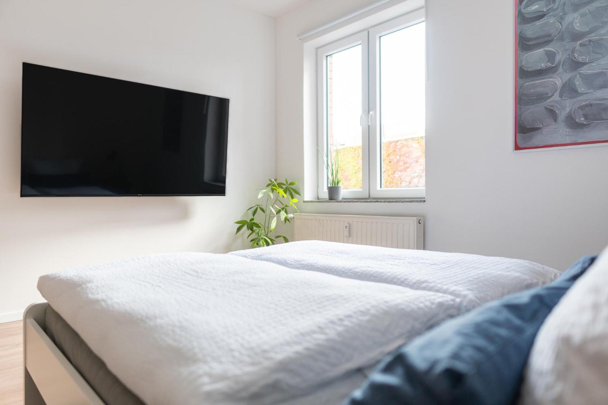 Luxurioeses Apartment, 10Min Innenstadt, Parkplatz Erfurt Buitenkant foto