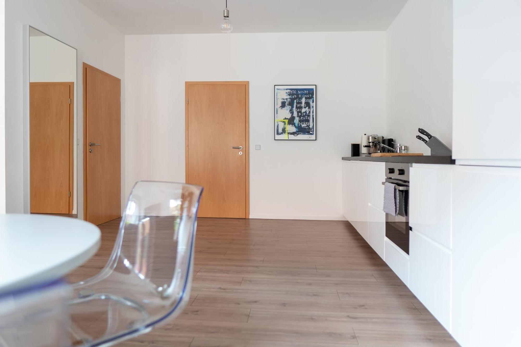 Luxurioeses Apartment, 10Min Innenstadt, Parkplatz Erfurt Buitenkant foto